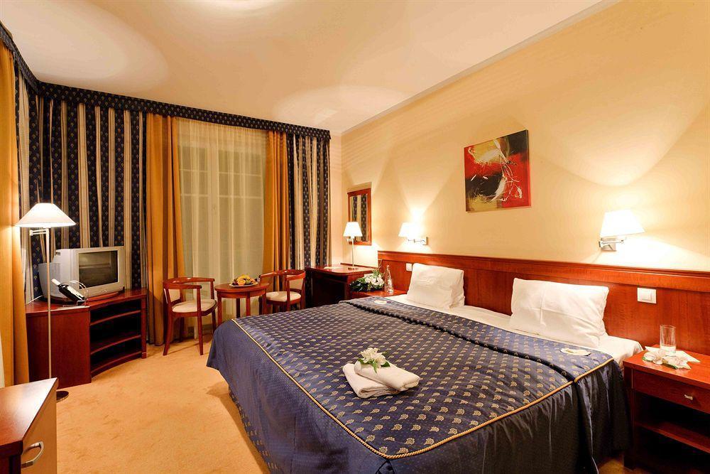 Spa & Wellness Hotel Olympia Marienbad Екстериор снимка